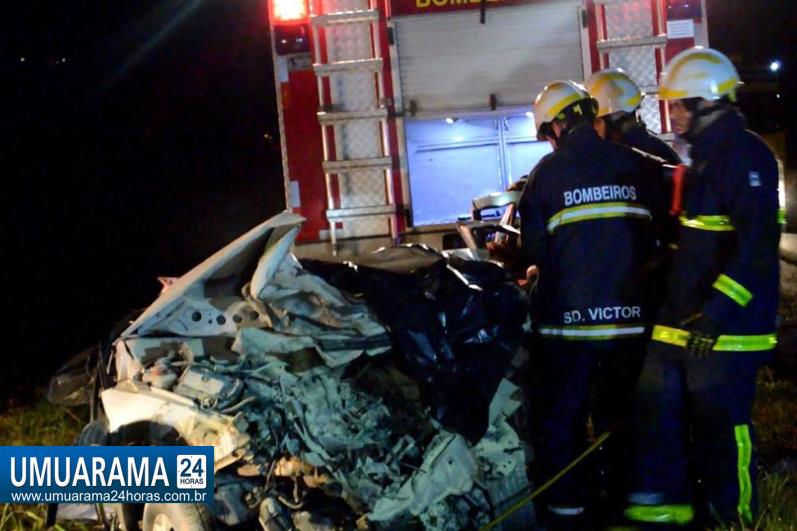 Cinco-pessoas-morrem-em-grave-acidente-no-Paraná-03