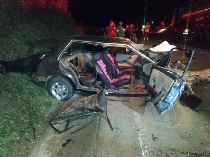 carro acidente
