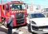 Porsche colide com caminhão do Corpo de Bombeiros durante atendimento de emergência em Arapongas