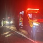 Motociclista morre e ciclista fica gravemente ferido em acidente na BR-376 entre Mandaguaçu e Maringá