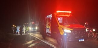Motociclista morre e ciclista fica gravemente ferido em acidente na BR-376 entre Mandaguaçu e Maringá