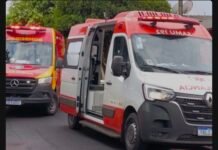 Homem é morto com mais de dez facadas na frente da mãe em Sarandi