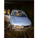 Motorista fica ferido após carro capotar na PR-444