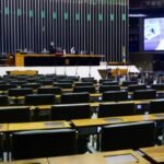 Saiba quem são os deputados estaduais e federais eleitos e reeleitos no Paraná