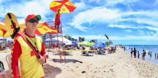 Bombeiros reforçam prevenção no Litoral durante o feriado e preparam efetivo para o verão